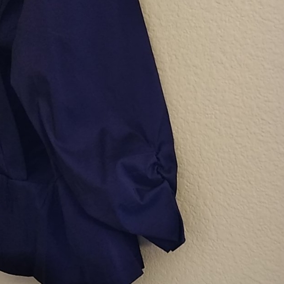 Skirt suit - Picture 6 of 6